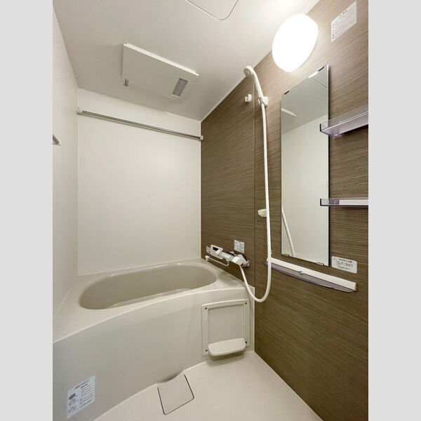 バス (浴室乾燥機・追い炊き機能つき)