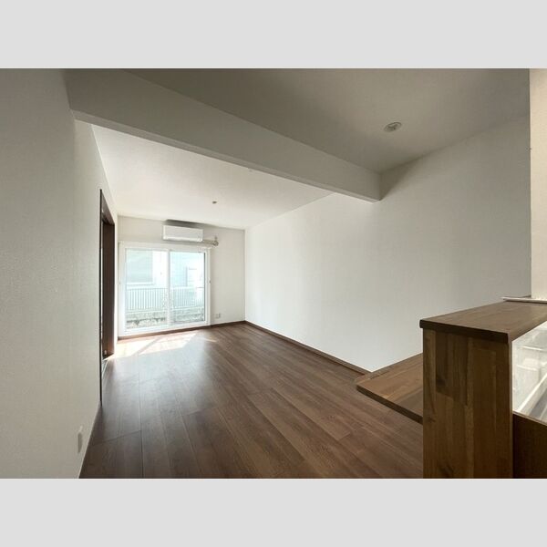 居室・リビング (LDK12帖)