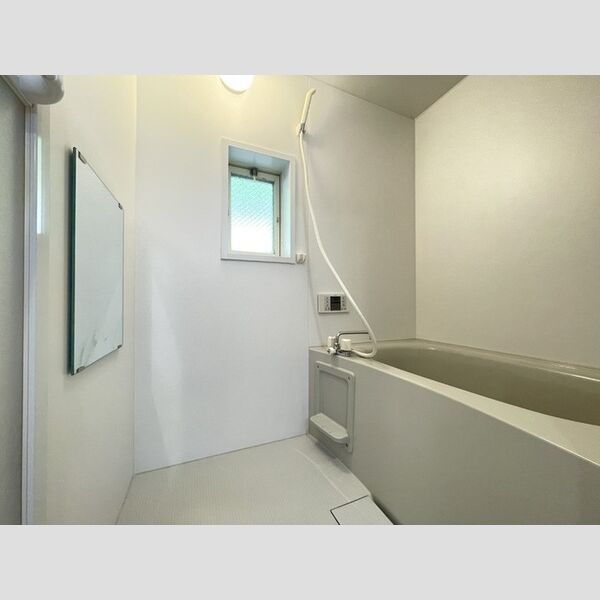 バス (追い炊き機能付きユニットバス)