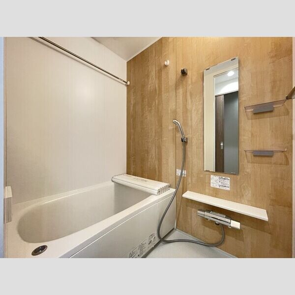 バス (浴室乾燥機&追い炊き機能付き)