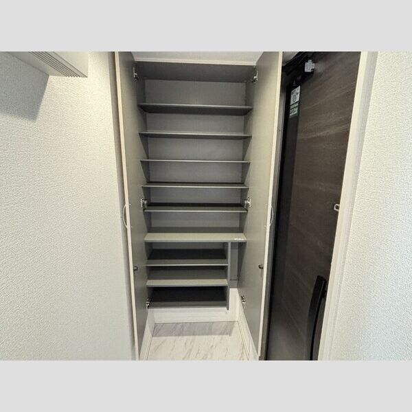 その他 (シューズクローク)