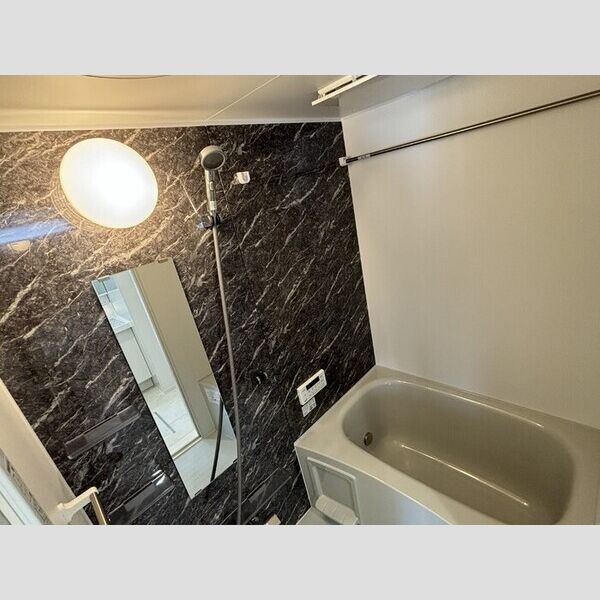 バス (浴室換気乾燥機付きバス)