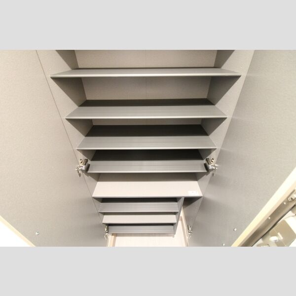 玄関 (シューズボックス)