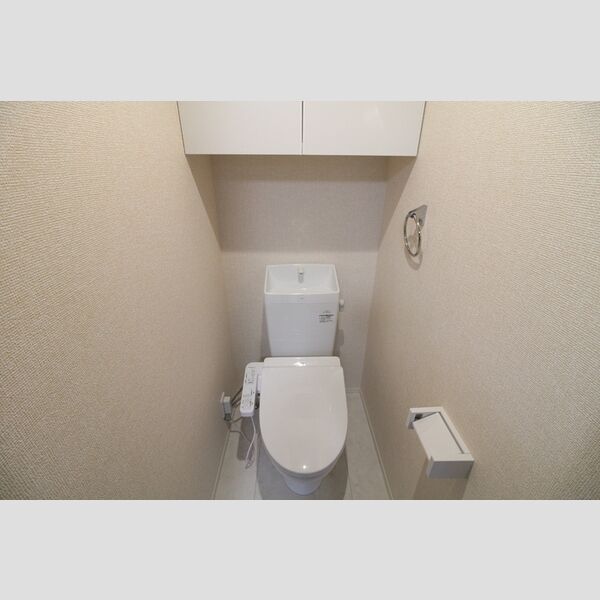 トイレ (温水洗浄便座)