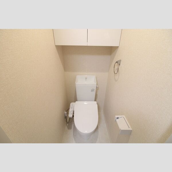 トイレ (温水洗浄便座)