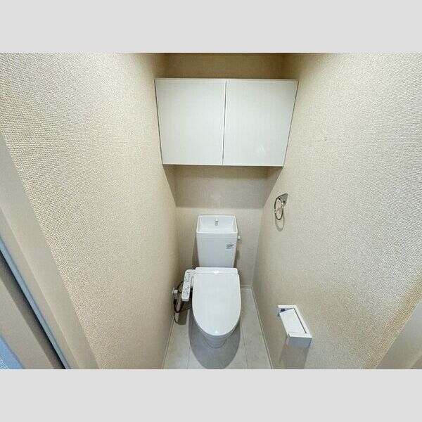 トイレ (温水洗浄便座)