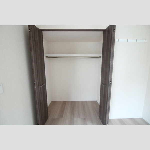 収納 (クローゼット)
