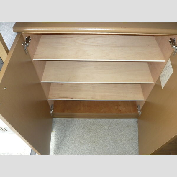 玄関 (玄関収納)