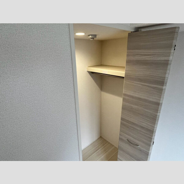 収納 (クローゼット)