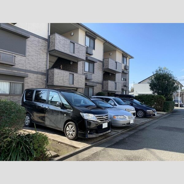 駐車場 (A棟駐車場)