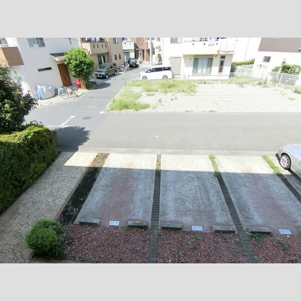 駐車場 (駐車場)