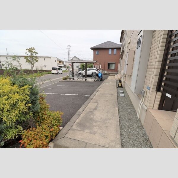 駐車場 (駐車場)