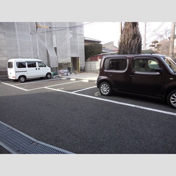 駐車場 (駐車場)