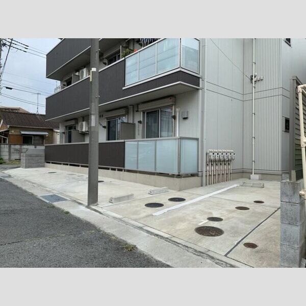 駐車場 (★敷地内駐車場★)