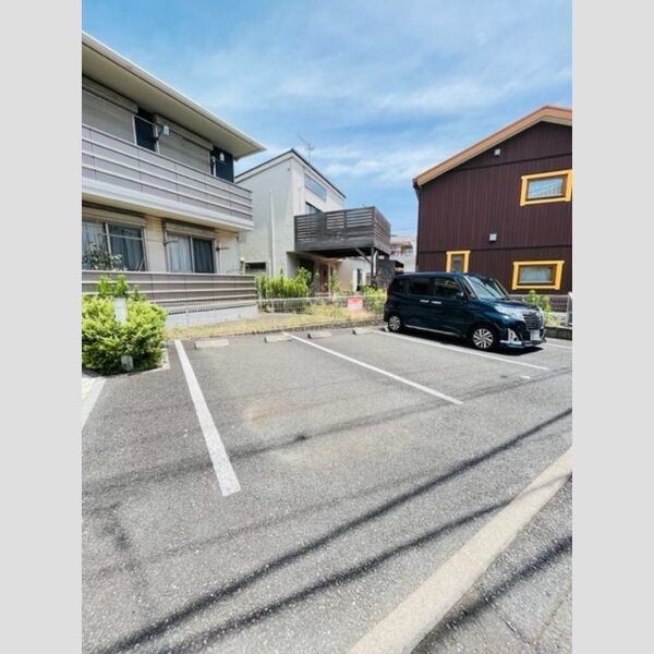 駐車場 (駐車場)