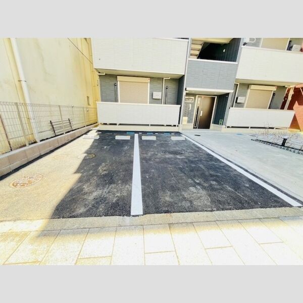 駐車場 (駐車場)