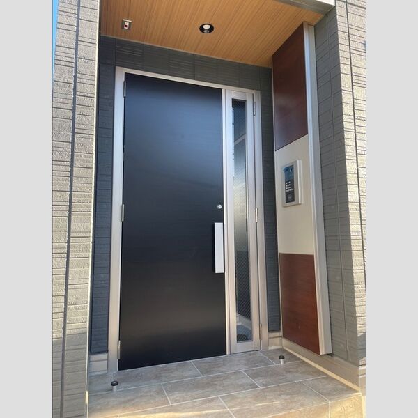 エントランス (エントランス)