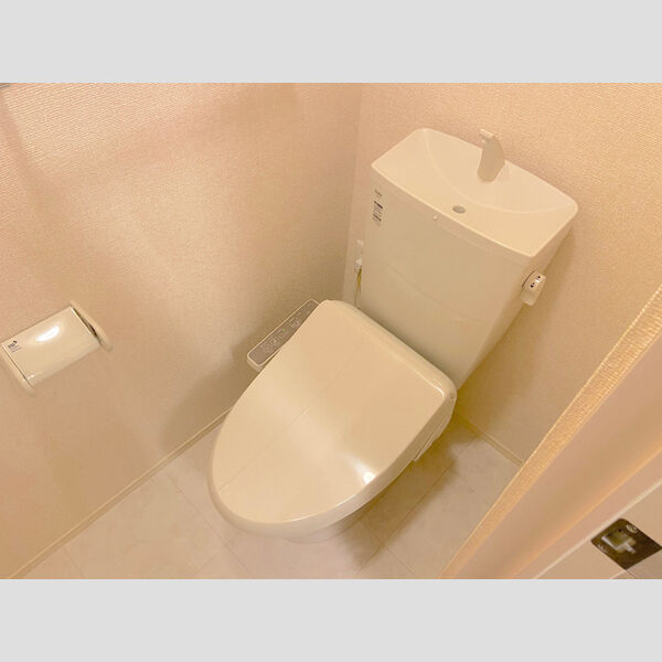 トイレ (温水洗浄便座)