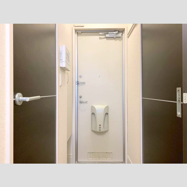 玄関 (玄関)