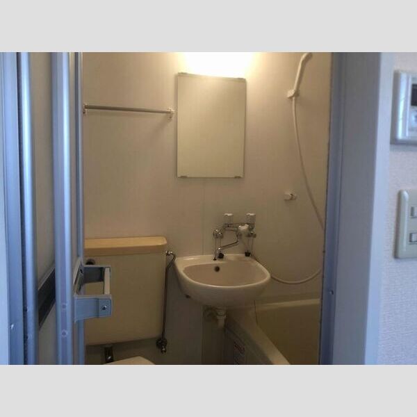 洗面所 (3点式ユニット)