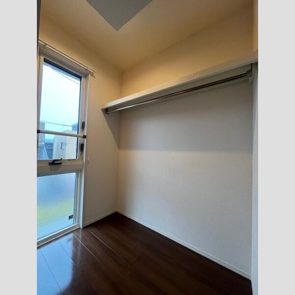 収納 (ウォークインクローゼット)