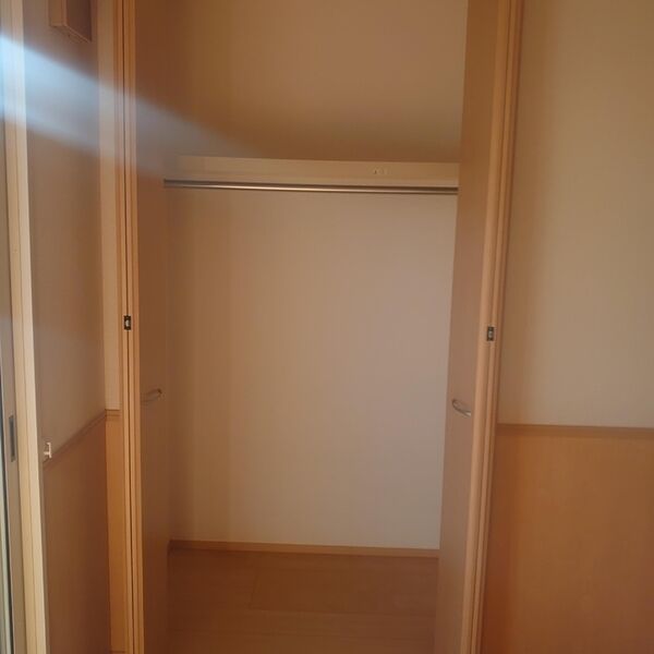 収納 (クローゼット)