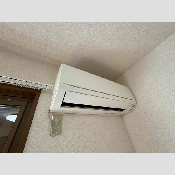 その他設備 (エアコン)