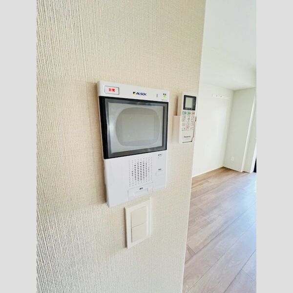 その他設備 (モニター付きインターホン)
