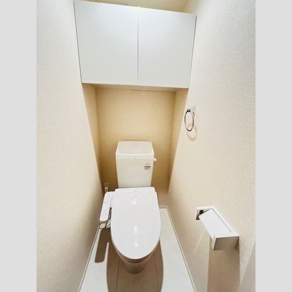 トイレ (温水洗浄暖房便座)