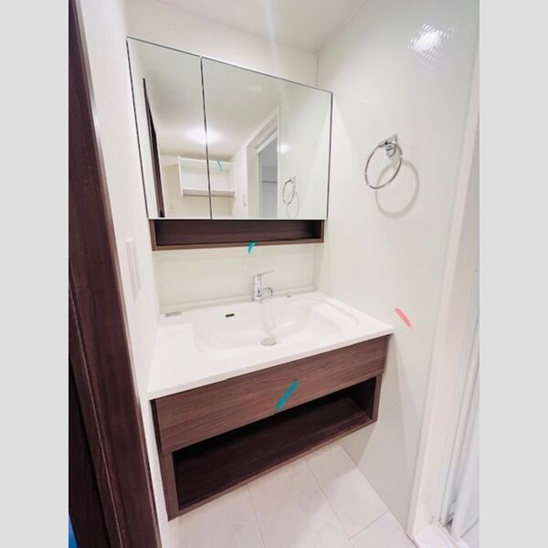 洗面所 (洗髪洗面化粧台)