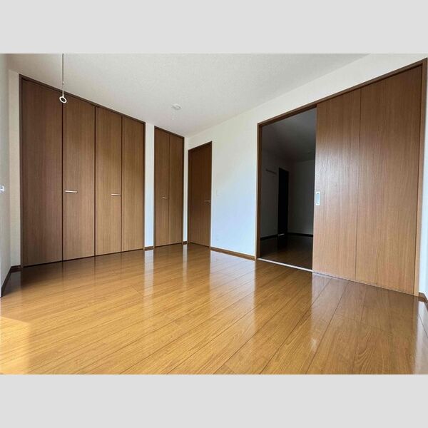 その他 (洋室)