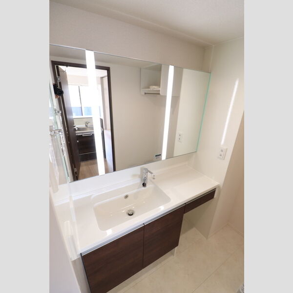 洗面所 (洗面台)