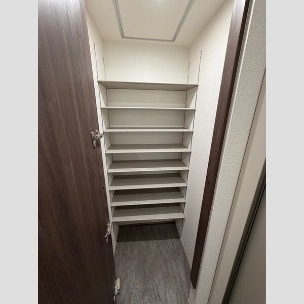 玄関 (玄関)