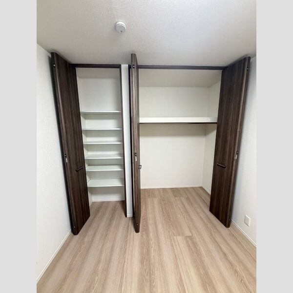 収納 (クローゼット)