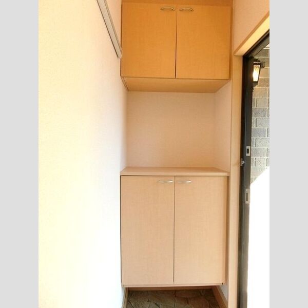 玄関 (玄関(シューズボックス))