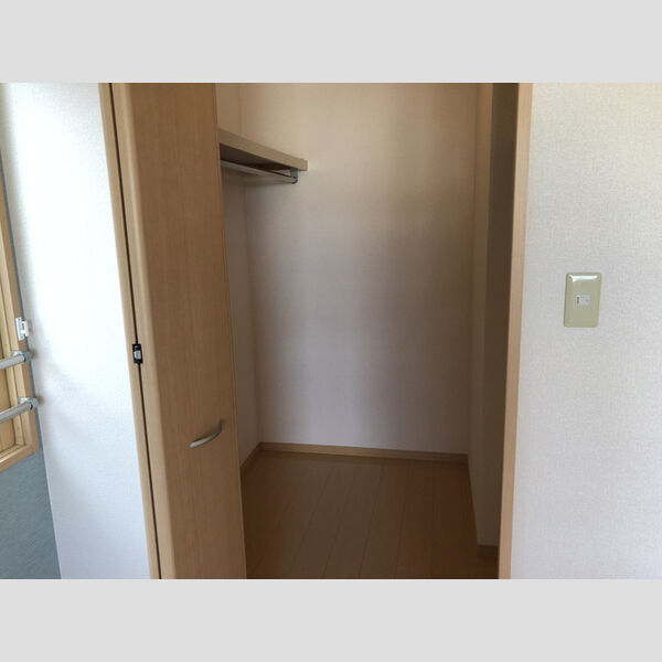 収納 (ウォークインクローゼット)