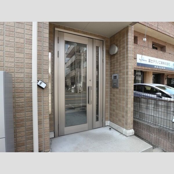 エントランス (オートロック付きエントランス)