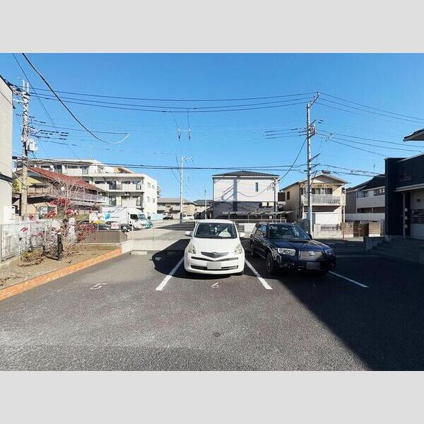 駐車場 (駐車場)