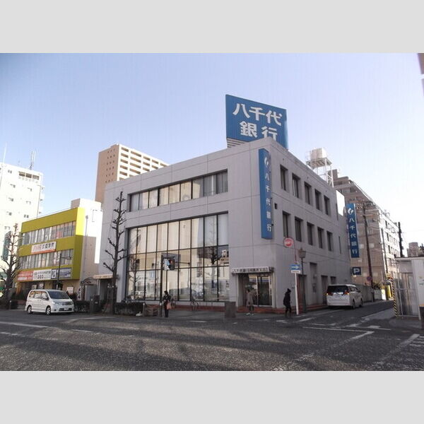 駐車場 (八千代銀行相模原支店)