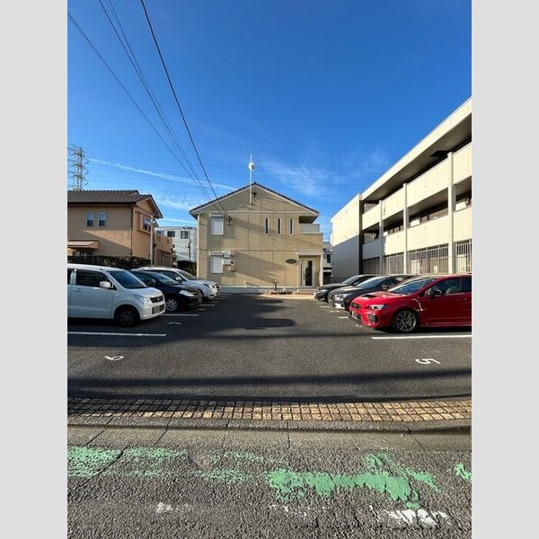 駐車場 (駐車場)