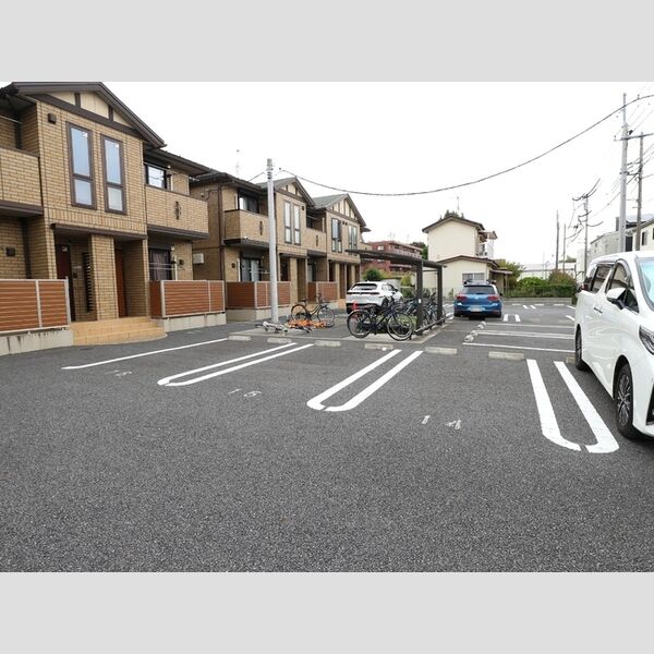駐車場 (駐車場)