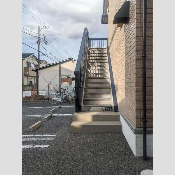 エントランス (エントランス)