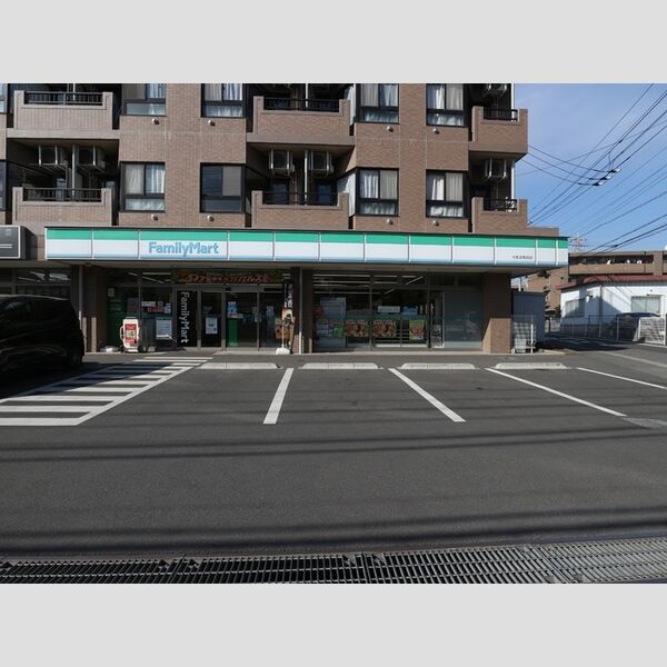 現地周辺 (ファミリーマート大和深見西店まで徒歩2分♪(224㍍))