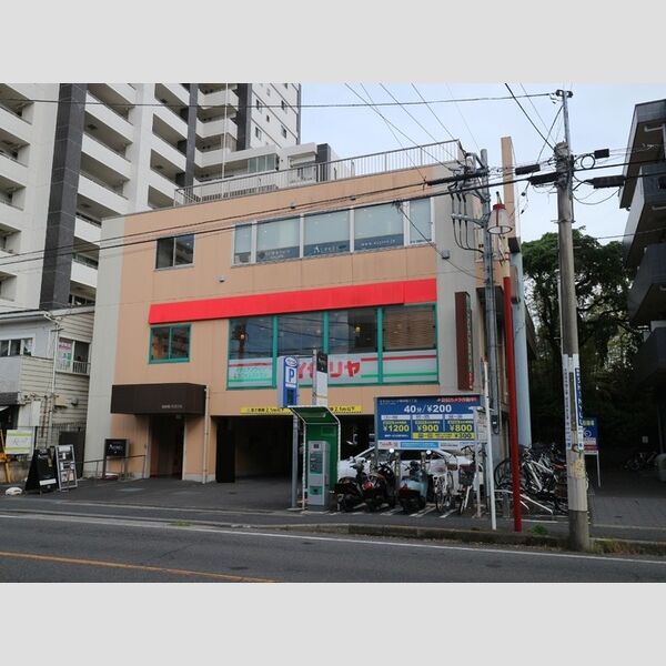 現地周辺 (サイゼリヤ南林間駅前店)