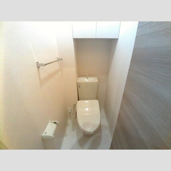 トイレ (温水洗浄便座)