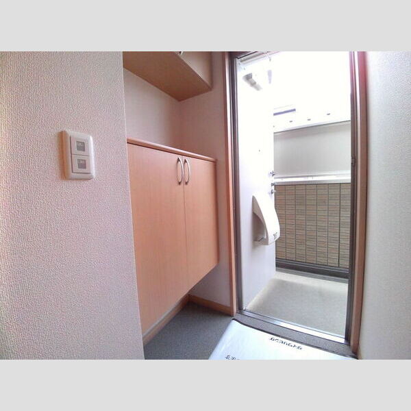 玄関 (玄関)