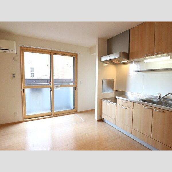 居室・リビング (ダイニングキッチン)