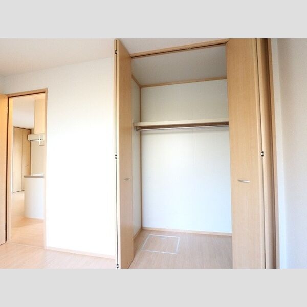 収納 (クローゼット)