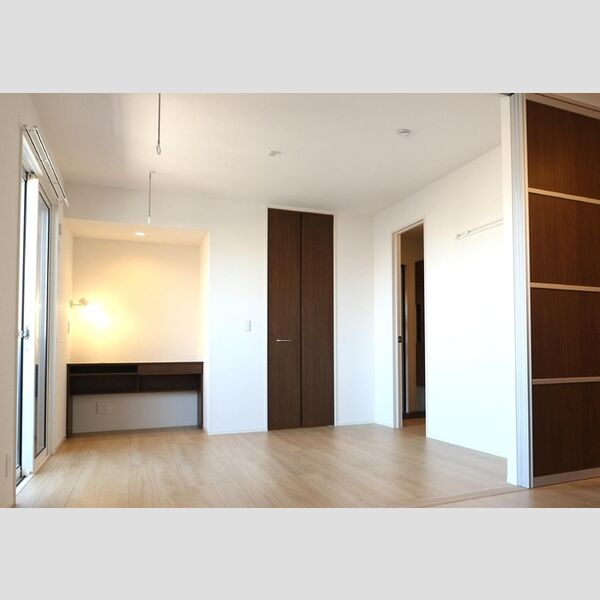 その他 (洋室①)