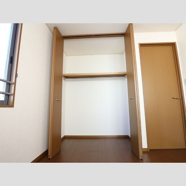 収納 (クローゼット)